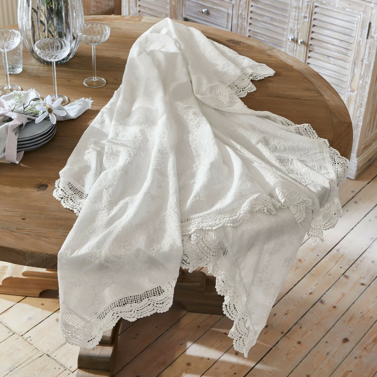 VALEK Tischdecke – Romantische Baumwoll-Tischdecke Mit Stickerei Und Häkelspitze
