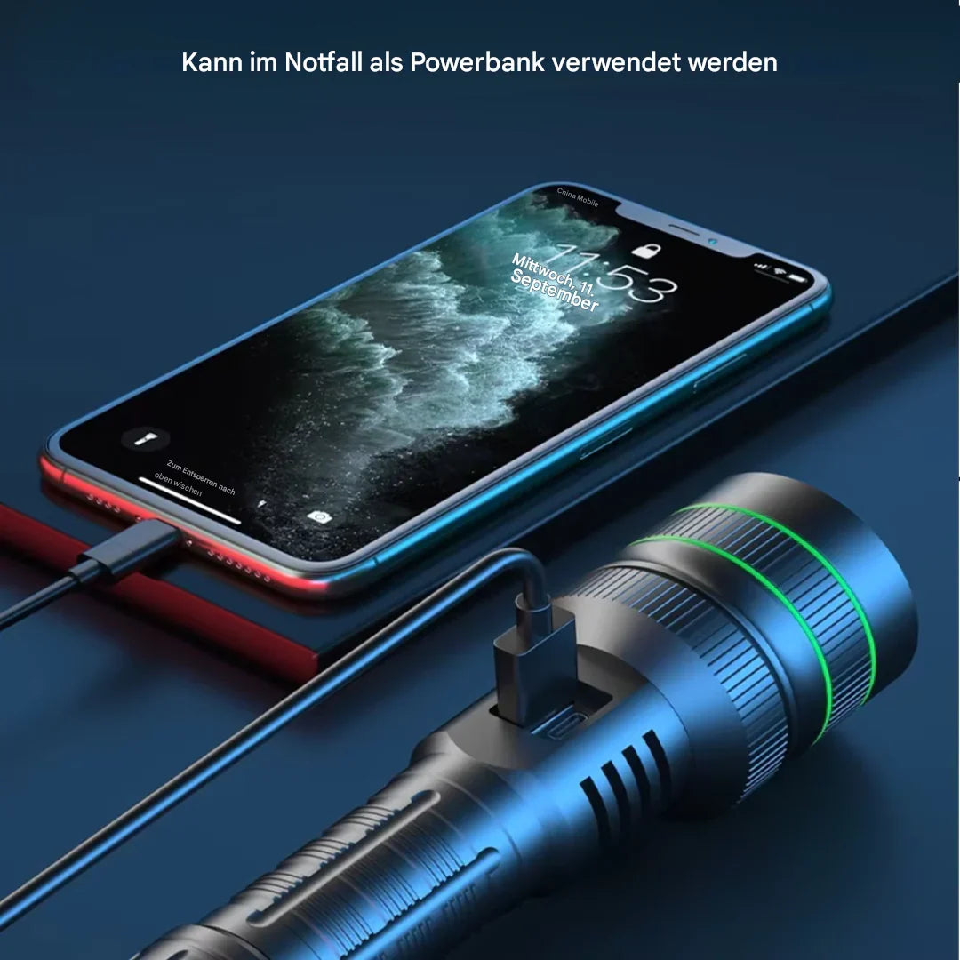 Extrem Helle und Zoombare LED-Taschenlampe mit Powerbank-Funktion für Outdoor-Abenteuer