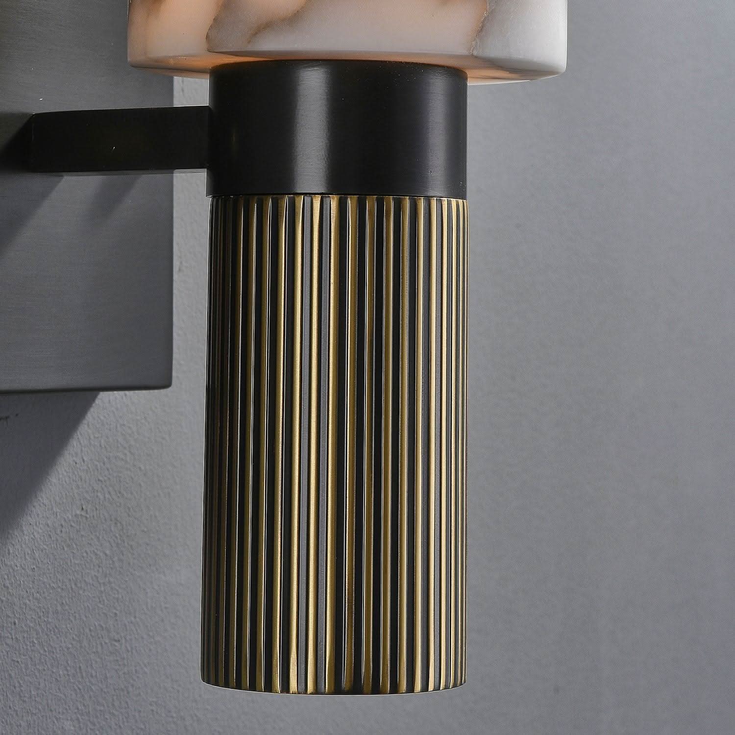 AUSTIN Minimalistische Kupfer-Wandlampe