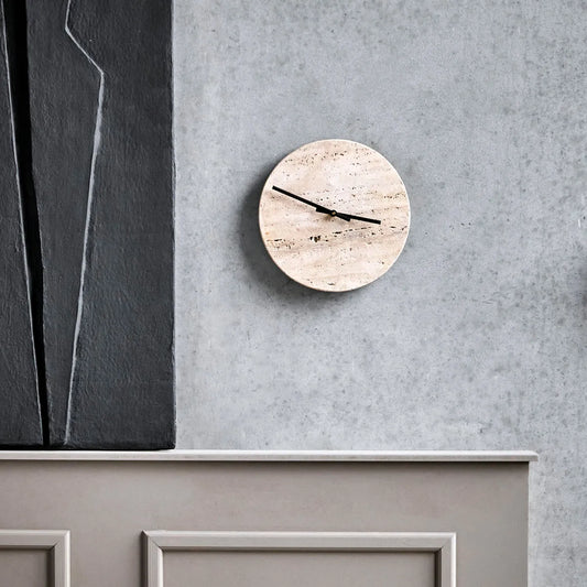 Loko Uhr, Travertin