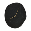 Ferm Living Melt Wanduhr 28 x 33 cm – Skulpturale Designer-Wanduhr