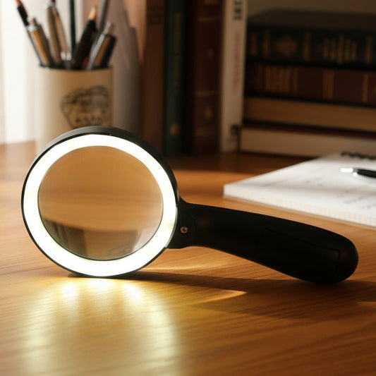 BRIGHTLENS – 10X LED Handlupe mit Beleuchtung
