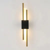 Eleri Lampe Gold-Schwarz Oberfläche Moderne Wandleuchte Raffiniertes Ambiente