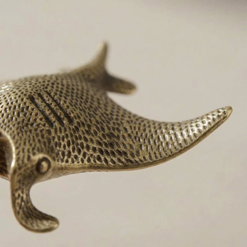 CoralCraft - Handgefertigte Messing-Mantarochen-Skulptur für Küstendekoration 2
