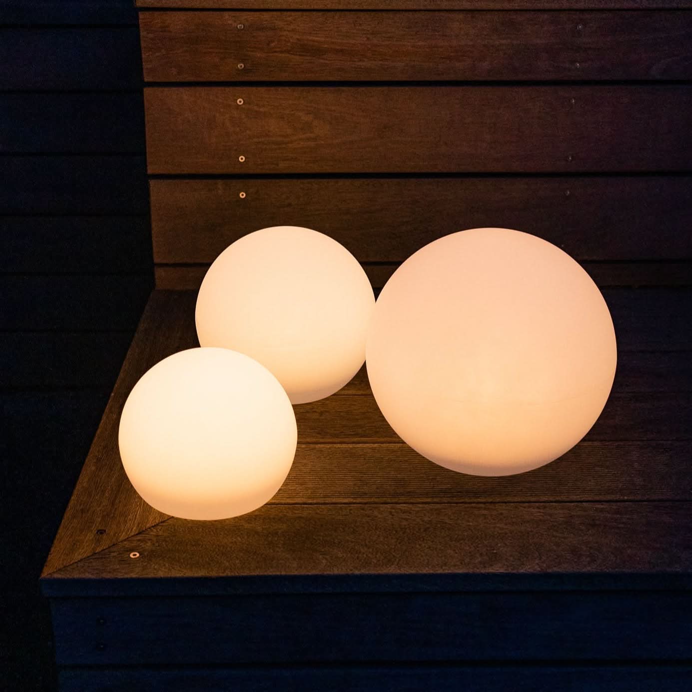 VEYRA Außenleuchte Für Garten Und Balkon Und Terrasse Mit Wetterfestem Licht