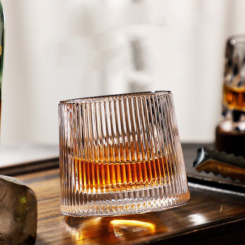GRANDEUR – Drehende Whiskybecher für elegante Drink-Momente 7