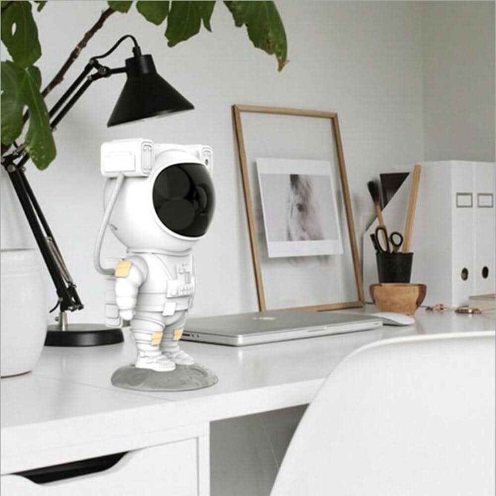 FIOR Galaxie-Projektor Lampe Mit Astronautendesign Und Sternenhimmelprojektion