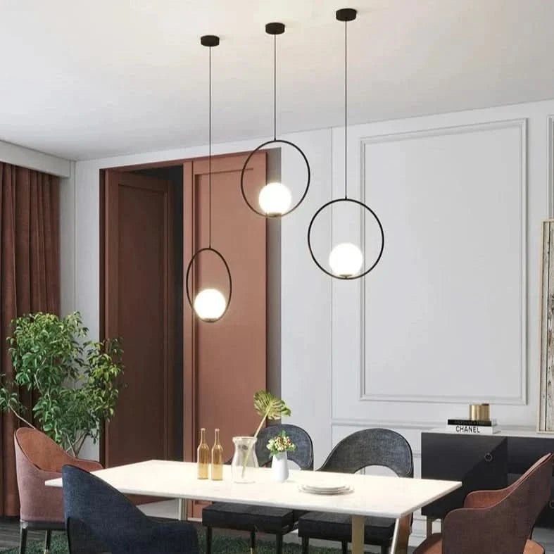 Celise Glas Ball Pendelleuchte Modernes Designlampe Mit Messing- Und Chromakzenten