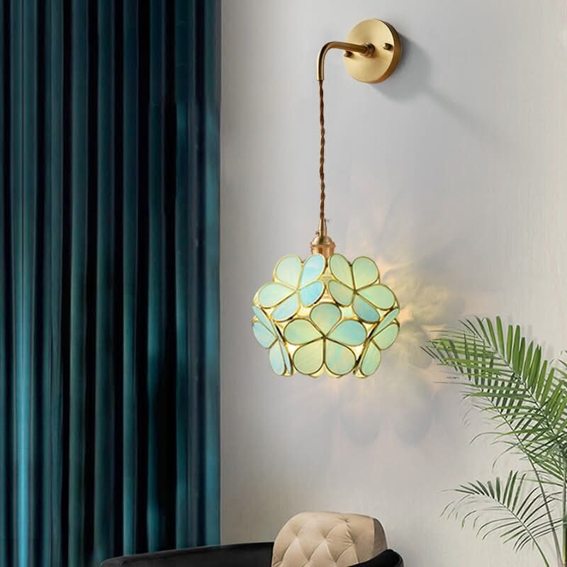 Selene Elegante Glasblumen Kugel Wandleuchte