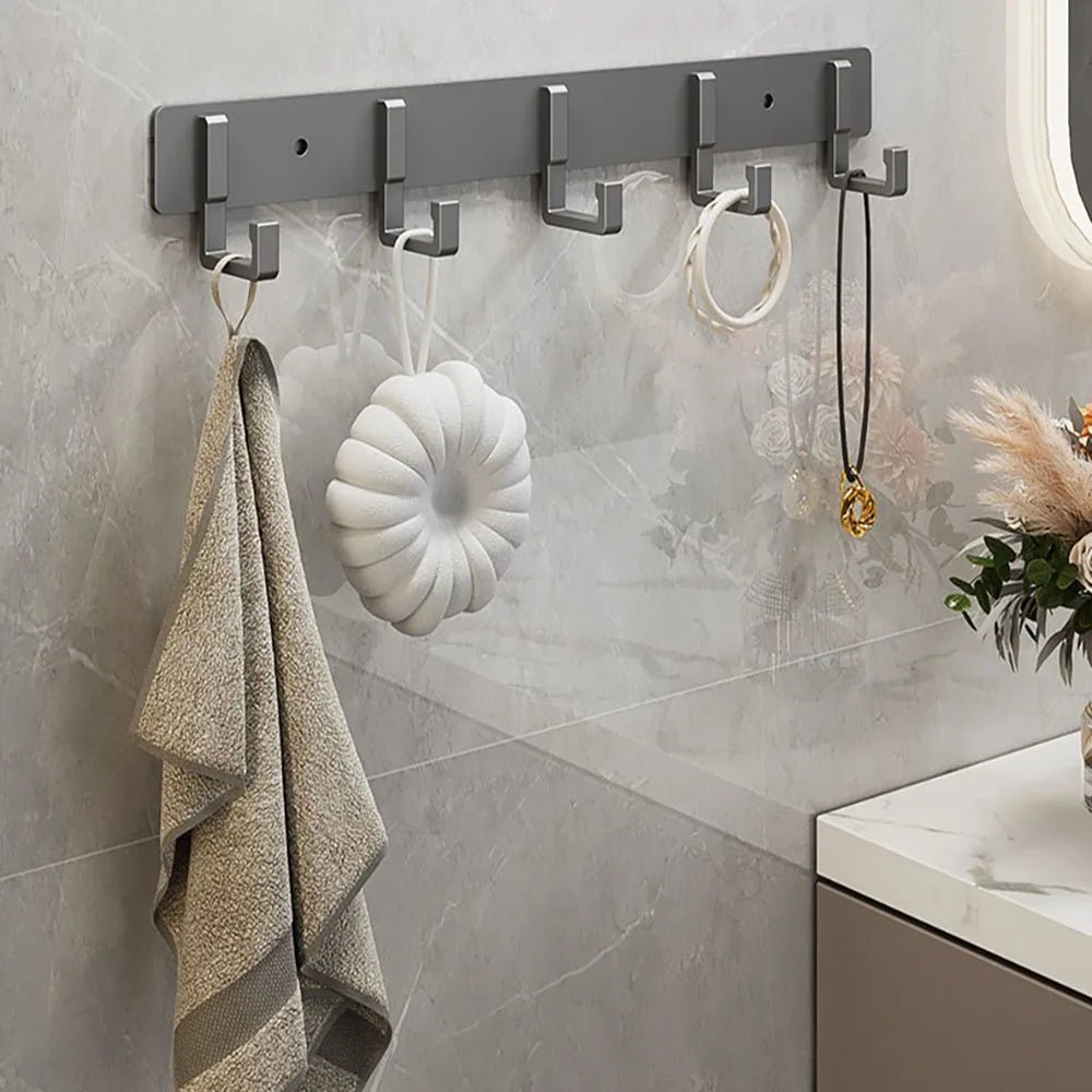 HOOKSMITH – Stabile Wandgarderobe mit schwarzen Haken 4