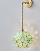 Selene Elegante Glasblumen Kugel Wandleuchte