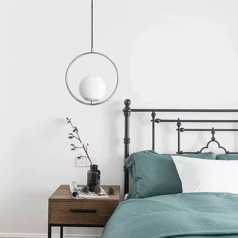 Celise Glas Ball Pendelleuchte Modernes Designlampe Mit Messing- Und Chromakzenten
