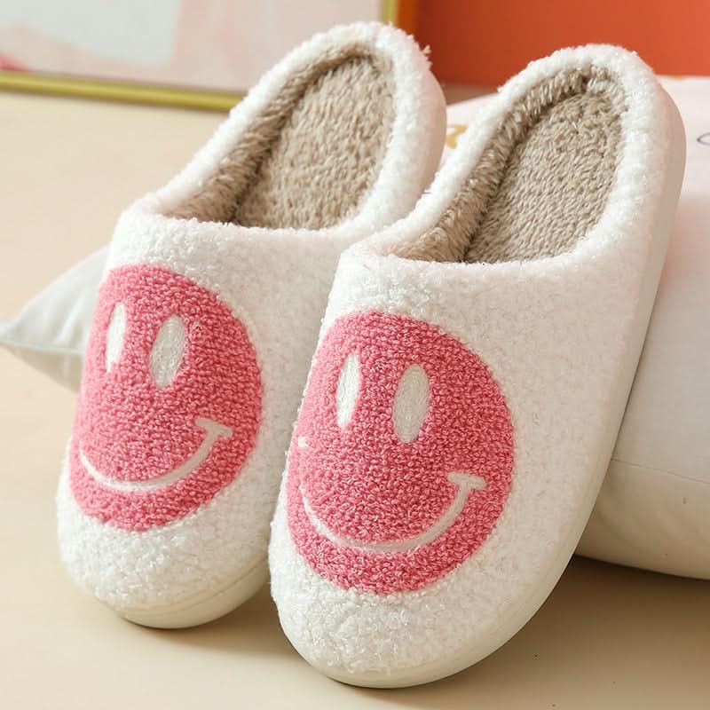 KuscheligeZehen Slipper – Flauschige Hausschuhe Mit Smiley Und Silikondämpfung Für Warme Füße