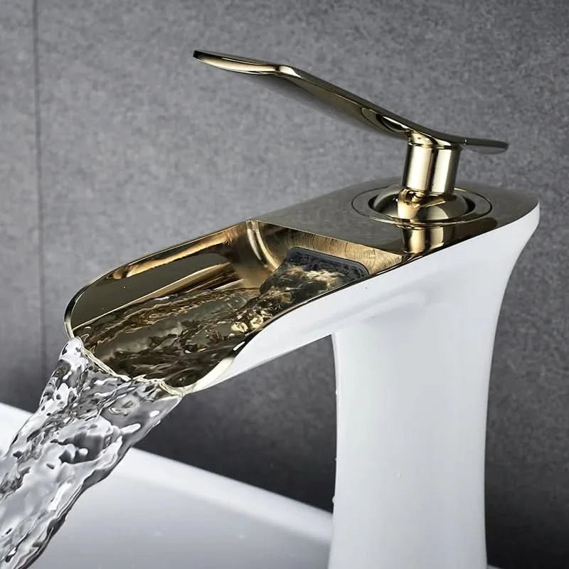 Lyvor Elegant Premium Brise Wasserhahn