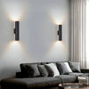 AILA Premium Wandleuchte Aluminium Goldton Modernes Design Elegante Zweifache Lichtfunktion