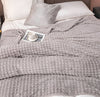 CORALWAVE – Ultra-Weiche Strukturierte Fleece-Decke
