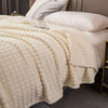 CORALWAVE – Ultra-Weiche Strukturierte Fleece-Decke