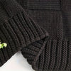 Monostripe – Minimalistische Strickdecke