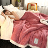 DOWNLOFT - Dreilagige Weiche Decke