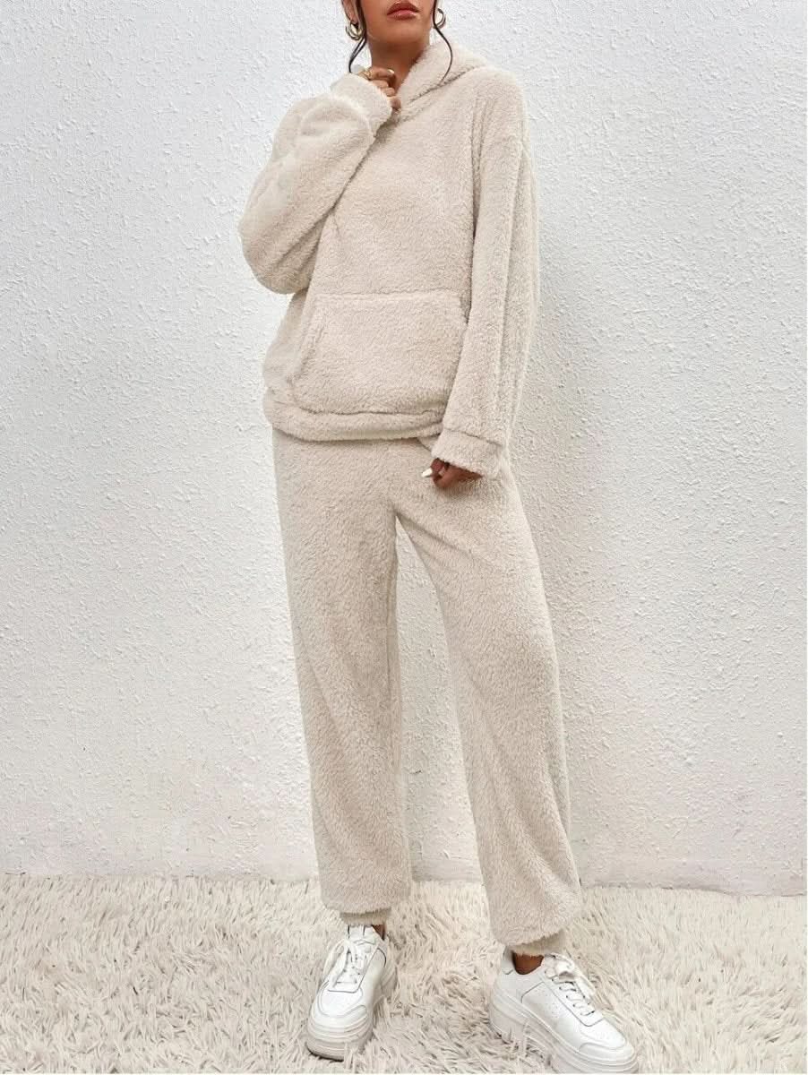 LANA Teddy Set – Hausanzug für Damen – Kuscheliger Komfort für Kalte Wintertage