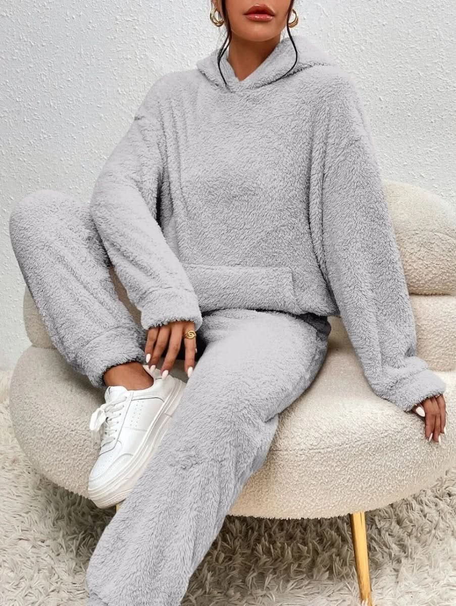 LANA Teddy Set – Hausanzug für Damen – Kuscheliger Komfort für Kalte Wintertage