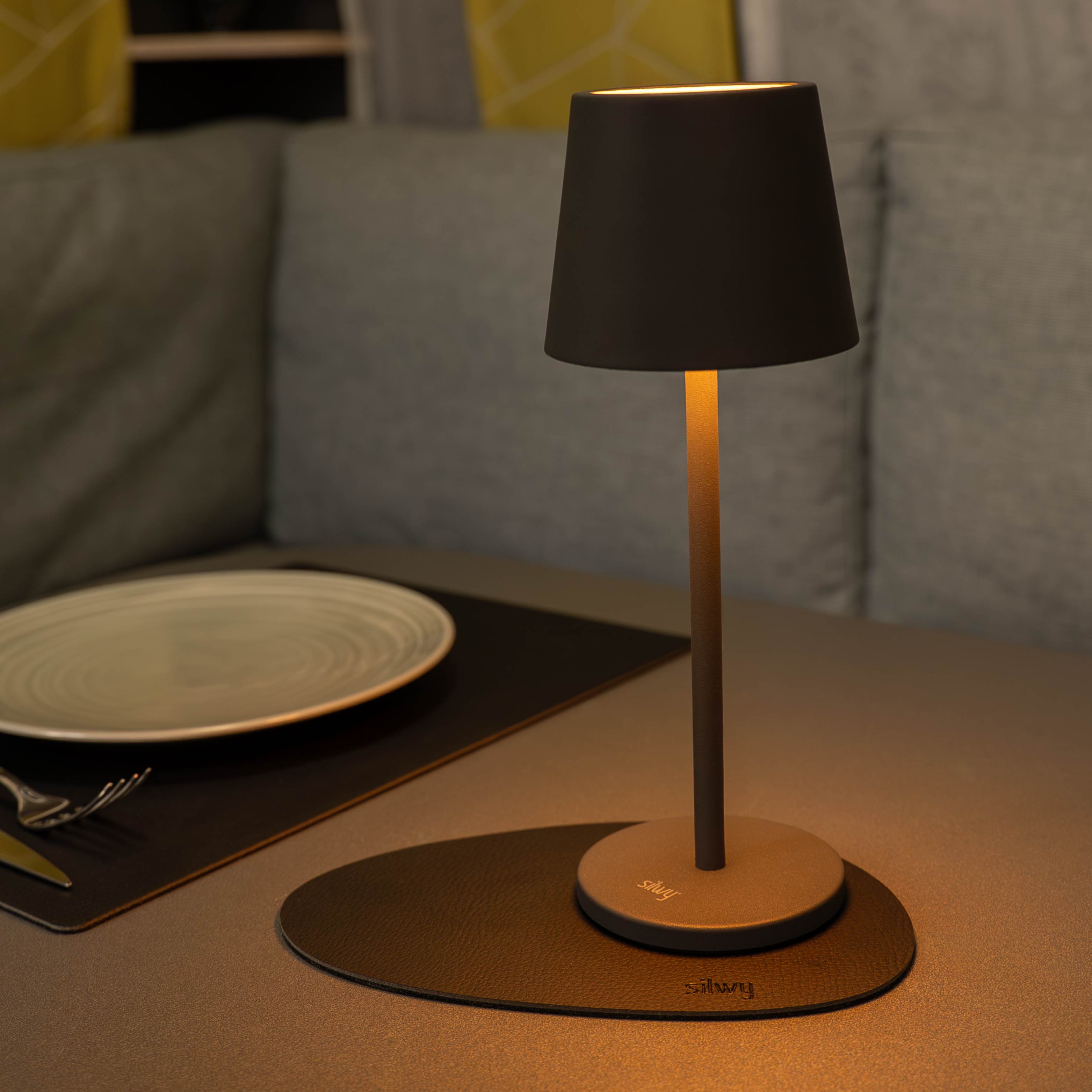 Magnet Light L GREY incl. Placemat