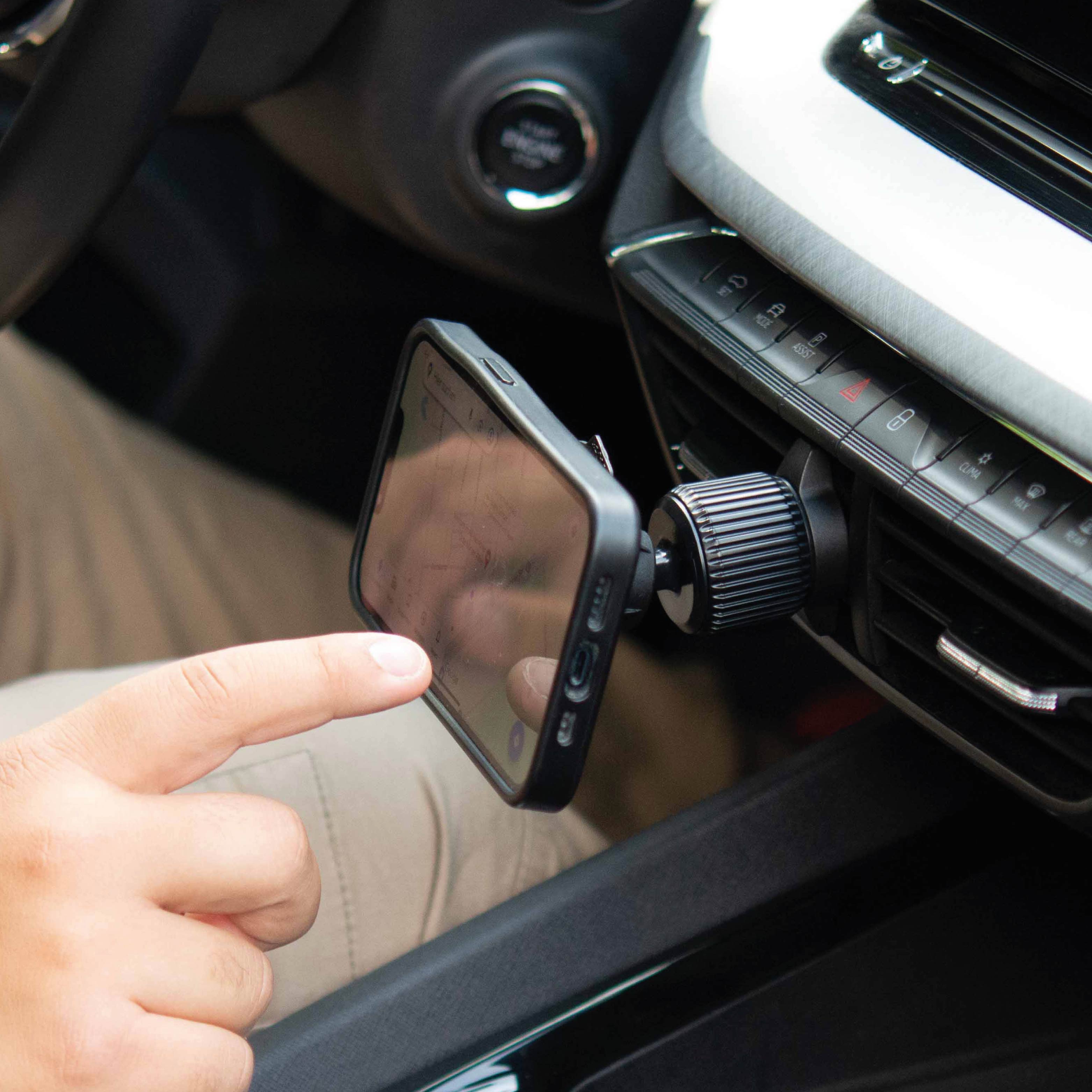 Magnet-VACUUM Handy Holder UNIVERSAL for Car Air Vent including Magnet-VACUUM Patch