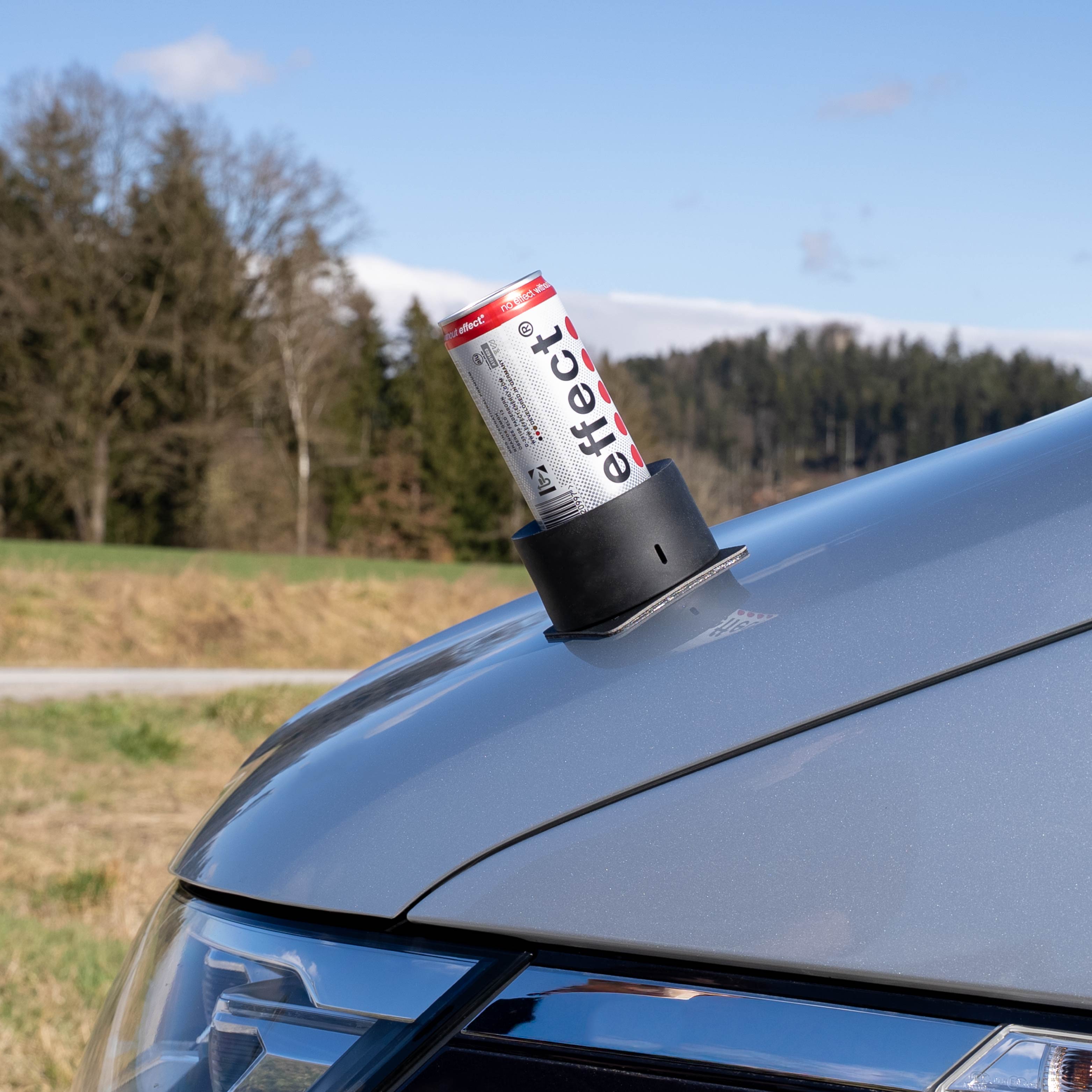 Magnetic holder UNIVERSAL for cans and bottles including pad
