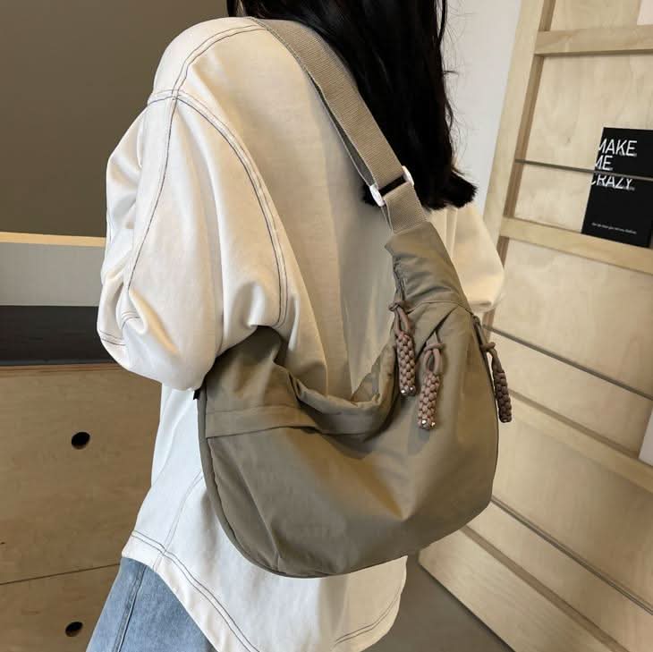 Tägliche Nylon Tasche – Stylische Umhängetasche Mit Viel Stauraum Für Unterwegs