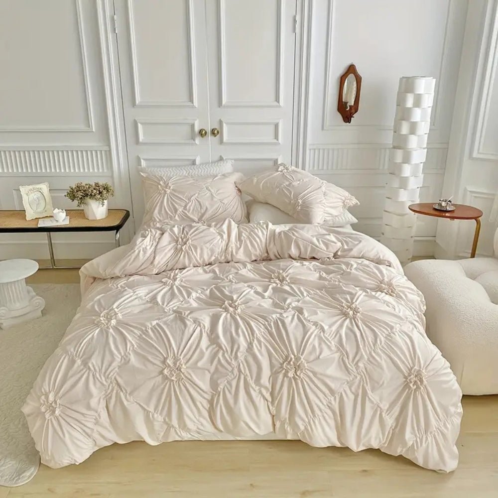 RuffleBloom – Elegantes Bettbezug-Set mit Rüschen und Blumenmuster 0