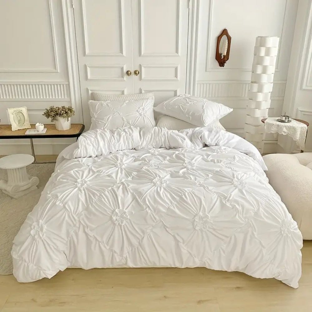 RuffleBloom – Elegantes Bettbezug-Set mit Rüschen und Blumenmuster 1