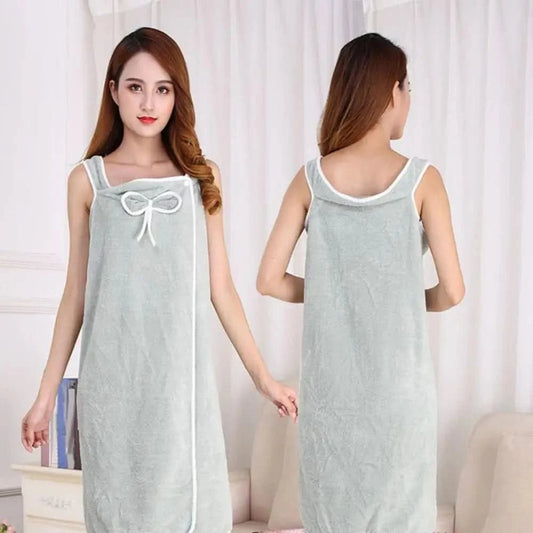 Weicher Damen Korallenfleece Bademantel mit Schulterfrei-Design und Druckknopf-Verschluss