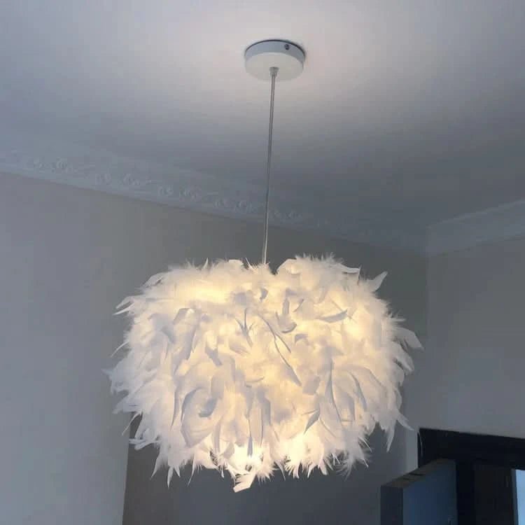AMANDA Weiche Feder Kronleuchter Luxuriöse Atmosphäre Schlafzimmer Beleuchtung