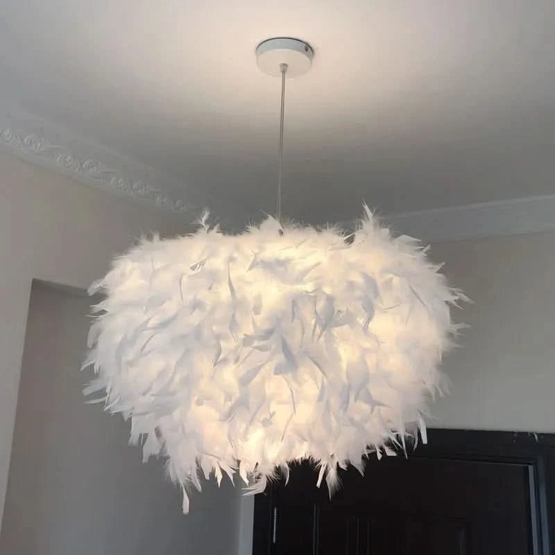 AMANDA Weiche Feder Kronleuchter Luxuriöse Atmosphäre Schlafzimmer Beleuchtung