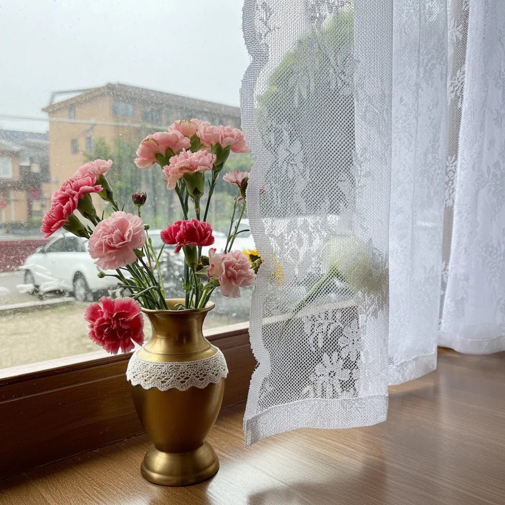 PETALVIA – Gardinenpanel Mit Floraler Spitzenverzierung