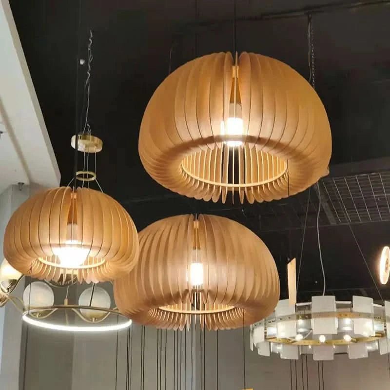 VIOLA Elegante Spiralförmige Holzpendelleuchte