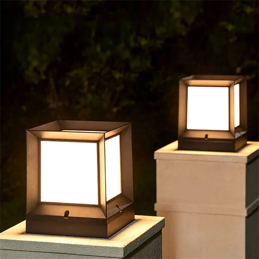 SPHERION – Moderne Außenstehleuchte mit heller LED-Beleuchtung für Tore und Einfahrten 1