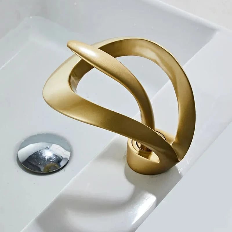 ORENIX Skulpturaler Aqua Gestalter Wasserhahn Modernes Badezimmer Refugium Hochwertige Materialien