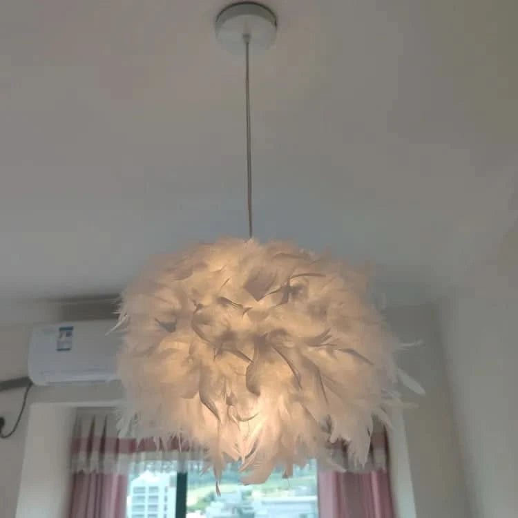 AMANDA Weiche Feder Kronleuchter Luxuriöse Atmosphäre Schlafzimmer Beleuchtung