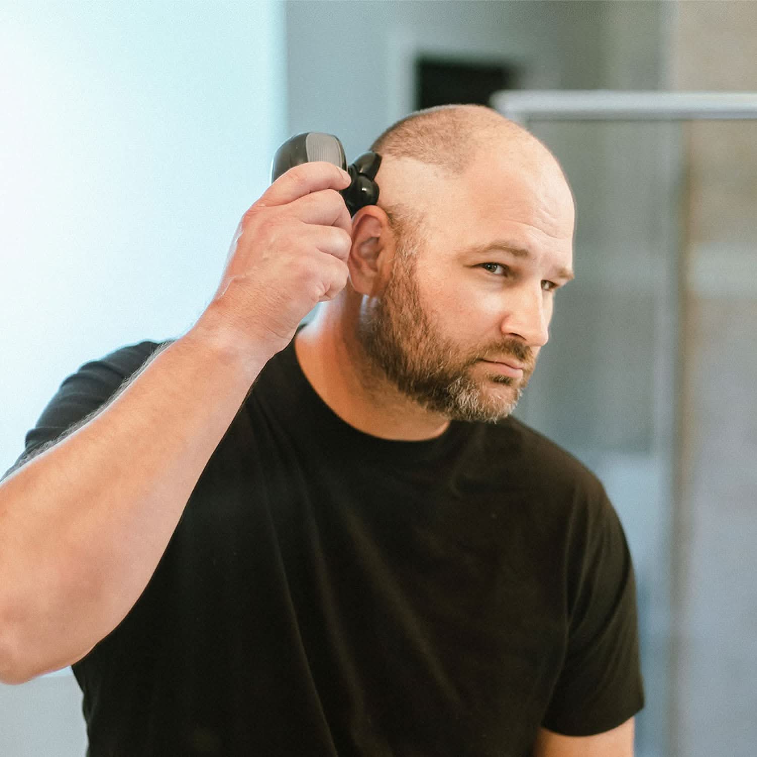 GlattSchliff – 5-in-1 Rasierer Mit Flexiblem Scherkopf Und Zubehör