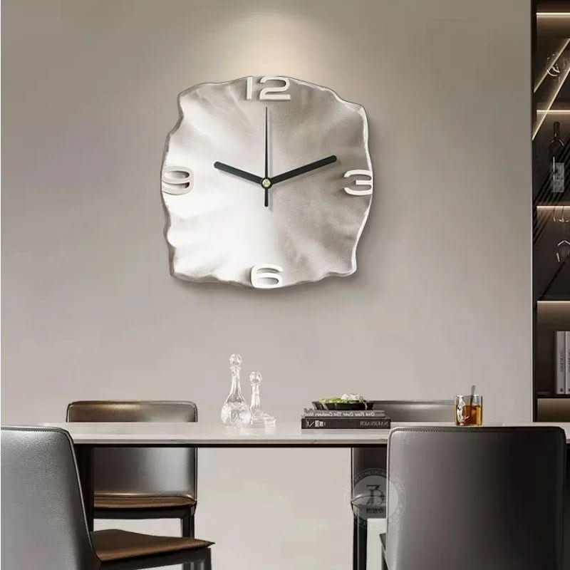 SteinAura – Moderne Designer Sandstein Wanduhr