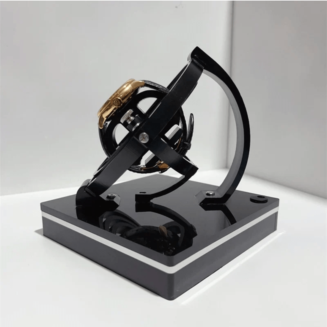 ChronoLux – Automatischer Uhrenbeweger mit Stilvollem Design für Luxusuhren