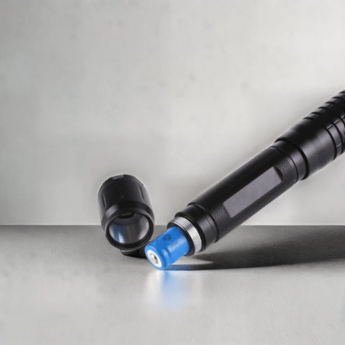 TrailBeam X450 | Leichte & Leistungsstarke LED Taschenlampe für Unterwegs
