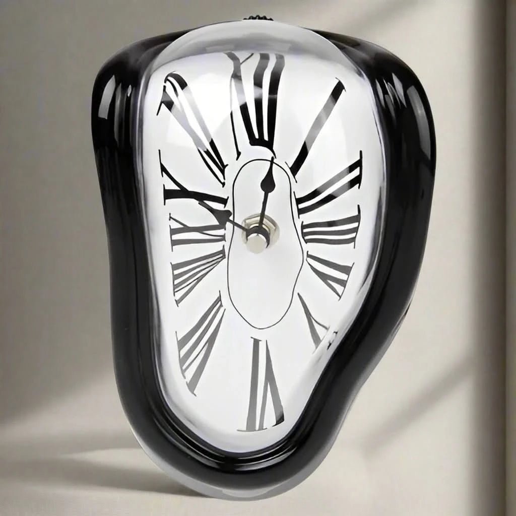 Cali - Surrealistische Tropfende Wanduhr