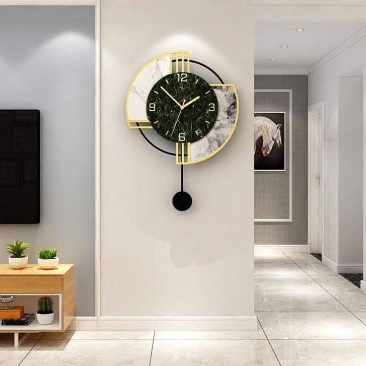 BENARO – Stilvolle Wanduhr Für Eleganz Und Funktion