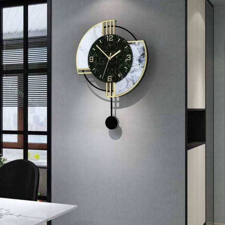 BENARO – Stilvolle Wanduhr Für Eleganz Und Funktion