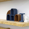 LUNAVEI Moderner Gebogener Regalaussteller Aus Holz Eleganz Und Funktionalität