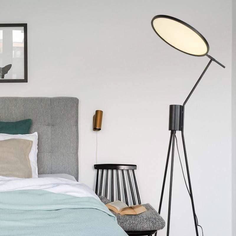 NIMFA Leuchte Mit Schlanke Silhouette Für Ambiente Und Akzentbeleuchtung