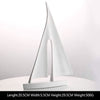 LORIANA Elegante Küstenkunst Harz-Segelboot-Skulptur Weiß Schwarz