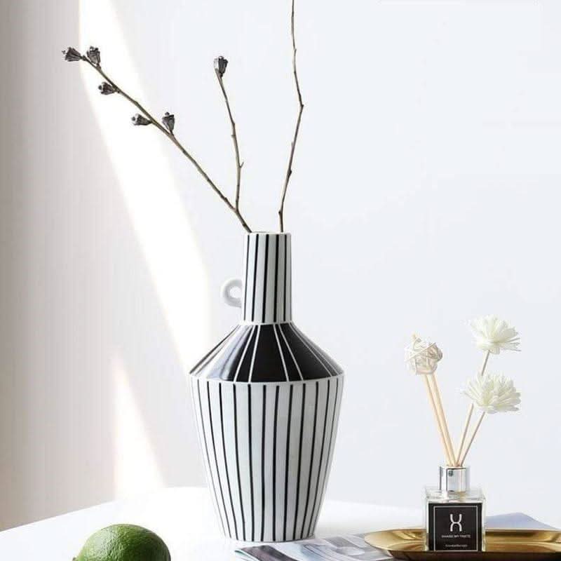 KAZURI – Elegante Keramikvase für ein modernes Ambiente